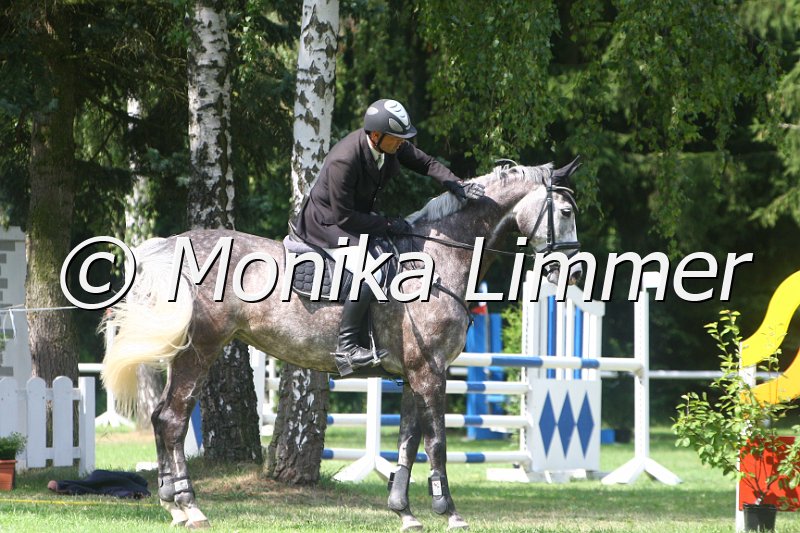 308M9869_JPs Cora_Spring_L.JPG